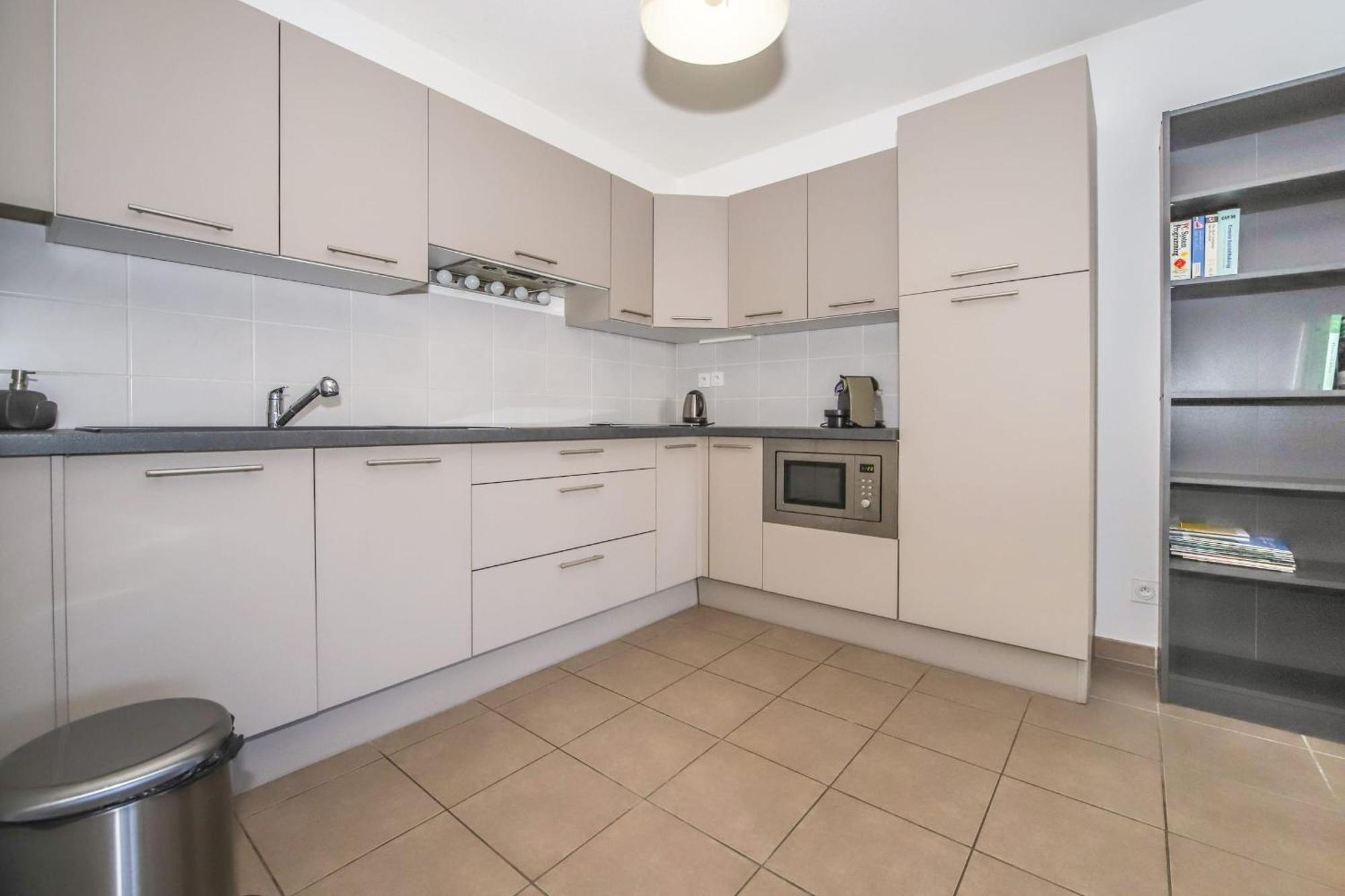 T2 Florescence Proche Montpellier Parking Кастельно-ле-Лез Экстерьер фото